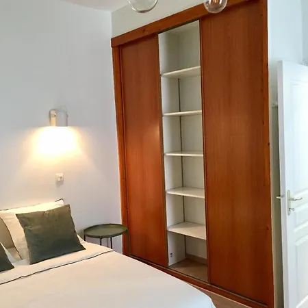 Mrtn & - Aix-les-bains, Hypercentre אקס-לה-באינס